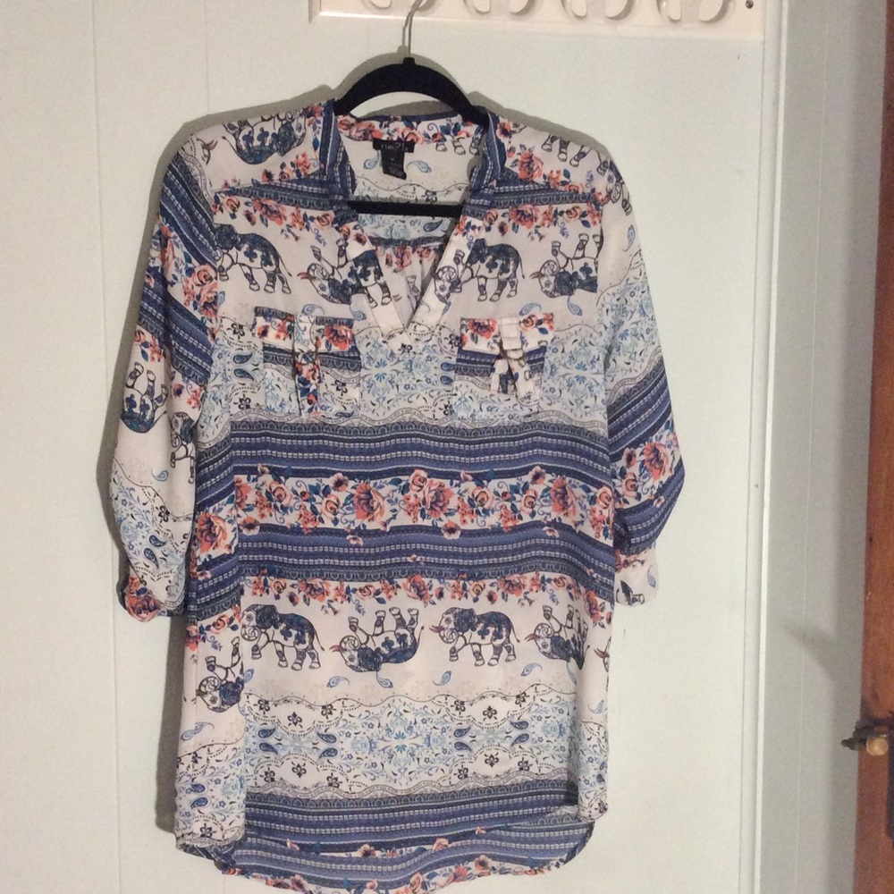 Elephant 3/4 sleeve blouse